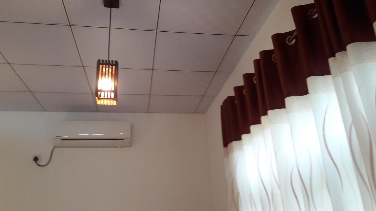 Coconut Garden House Hotel Удавалаве Екстериор снимка
